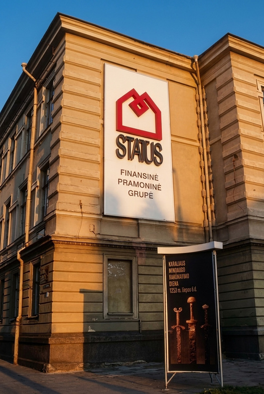 Status reklamins stendas